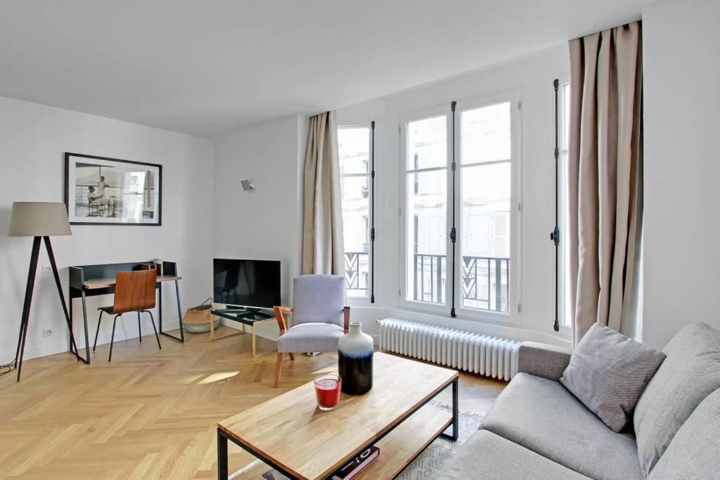 Pick A Flat's Apartment in Saint Michel - rue du Sommerard Paris Extérieur photo